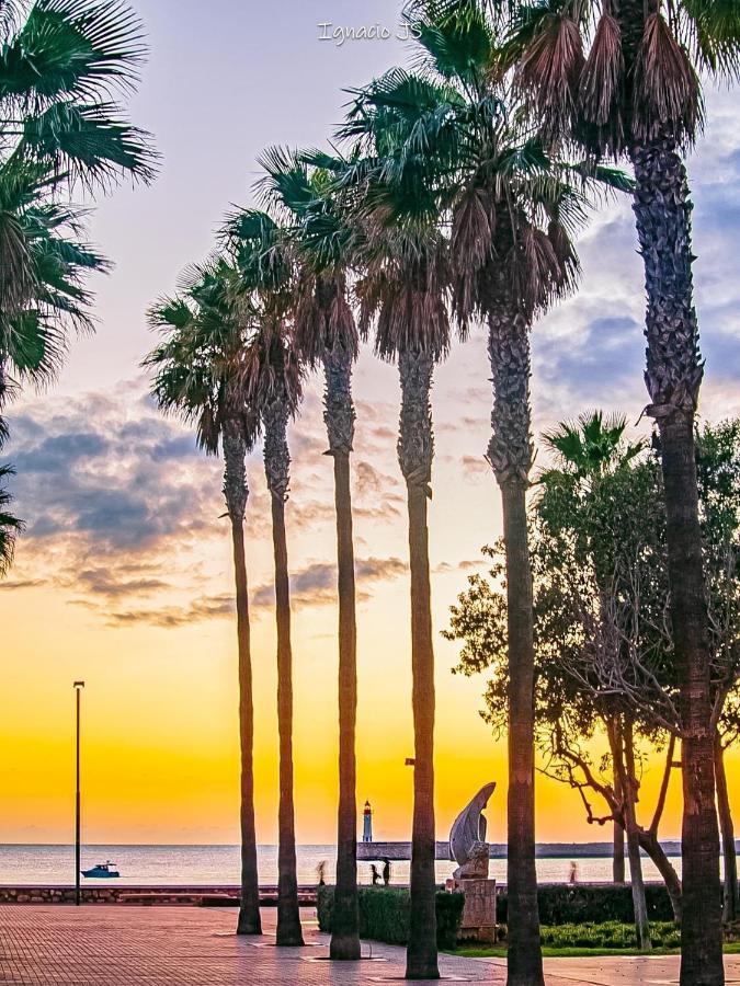 Apartamento En Primera Linea Del Paseo Marítimo Almería